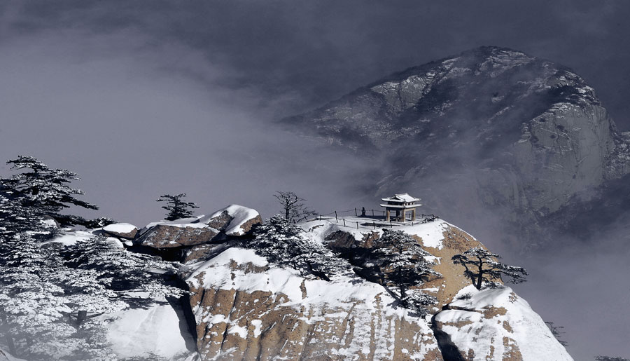 A013120-雪山